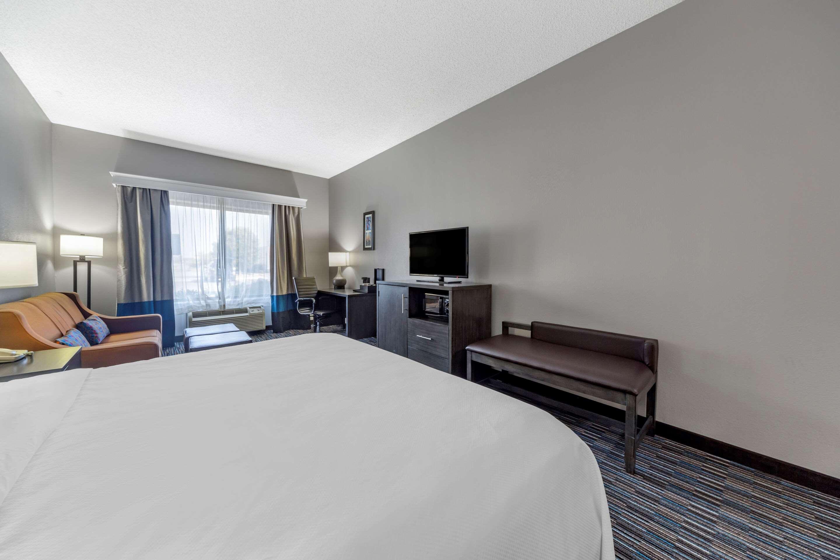 Garner Hotel Oklahoma City - Quail Springs By Ihg Экстерьер фото