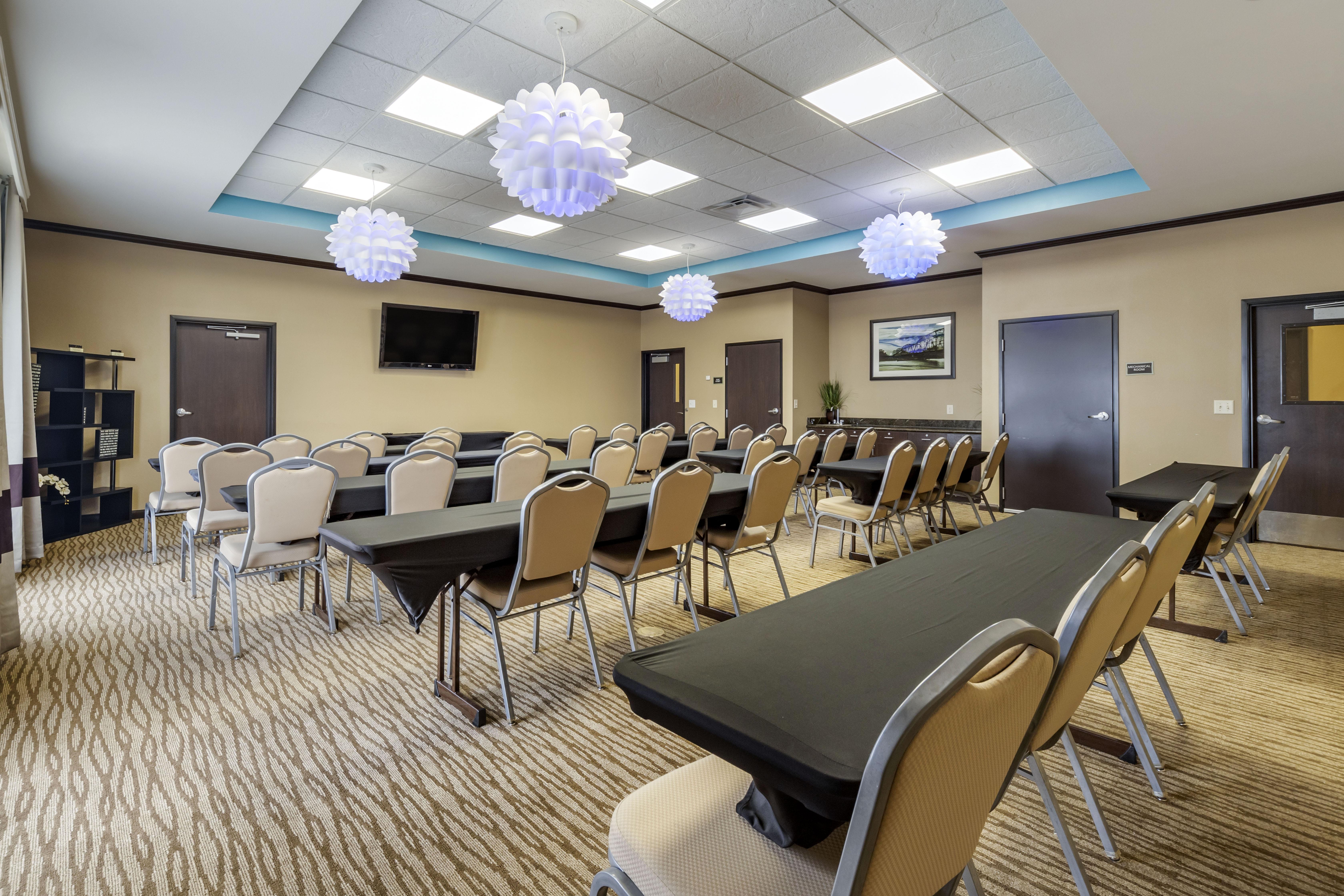 Garner Hotel Oklahoma City - Quail Springs By Ihg Экстерьер фото